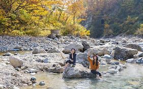 ホテル 秋山郷雄川閣  2*